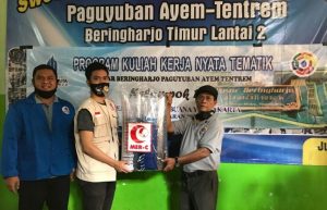 Aksi sosial mahasiswa peserta KKN UMBY.