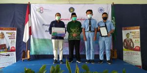 Berfoto bersama usai seremoni acara