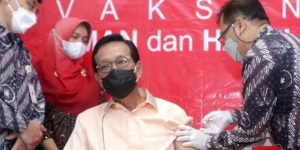 Sultan jalani vaksinasi di RSUP Dr Sardjito