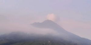 Gunung Merapi via PGM.Selo