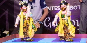 Rosemery UNY Juara Kontes Robot Seni Tari