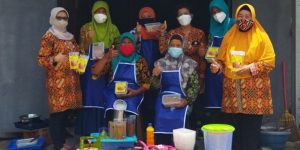 PKM UMBY berikan Pelatihan Produksi Abon Itik