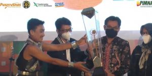 UGM Pertahankan Gelar Juara Umum di PIMNAS ke-34