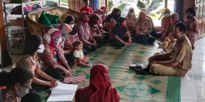 PKM Peternakan UMBY dan BAPPEDA Magelang Berdayakan KWT