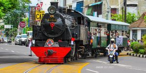 Trip Kereta Api Uap Jaladara di Surakarta