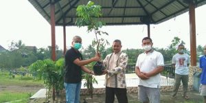 Penyuluhan Budidaya Tanaman Buah di Embung Kawigesang