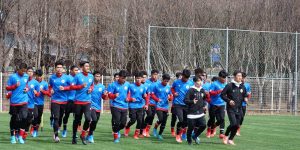 Timnas U-19 Fokus Passing dan Heading Latihan