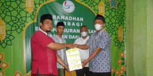Peduli Sesama, UMBY Berbagi Takjil Buka Puasa
