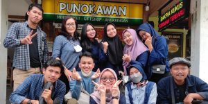 KKN Kelompok 69 UMBY Ajarkan Hard Selling di UMKM Bapkia Menuk