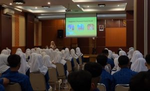 Siswa SMK N 1 Temanggung Belajar Olah Kunir Putih di UMBY