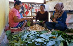 Pembuatan Tempe Bungkus Daun Awar-Awar Butuh Perhatian  