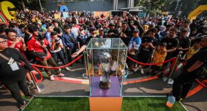 Warga Bandung di Trophy Experience Piala Dunia U-17