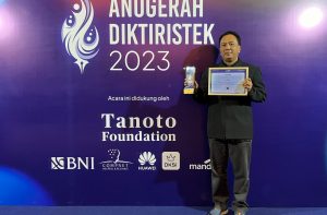 Anugerah Diktiristek 2023, UMBY Raih Gold Winner