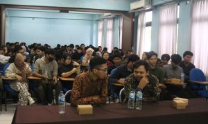 Himaka UMBY Gelar SemNas Front End Development Trends and Technologies 2023