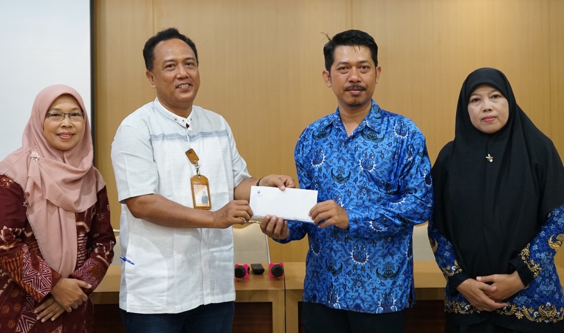 UMBY Salurkan Dana CSR untuk Sekolah di Sedayu 