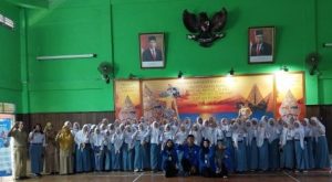 Tim PKM-PM UMBY Dampingi Siswa SMA N 1 Sedayu, Tingkatkan Kematangan Karier melalui Virtual Reality
