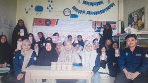 PkM Dosen UMBY Ajari Santri Rumah Sajada, Buat Inovasi Eggroll Lele Uwi Ungu  