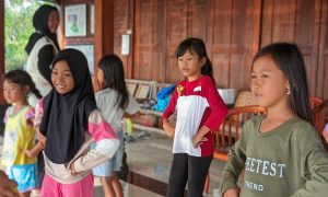 PPK Ormawa HMPS BK UMBY Gelar Pelatihan Tari dan Jathilan