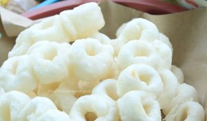 Geblek, Makanan Lokal Kulon Progo yang Bisa Dijadikan Oleh-oleh  
