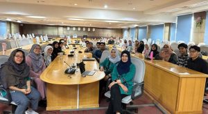 Dosen UMBY Ini Bahas Dinamika Media dan Pers Indonesia