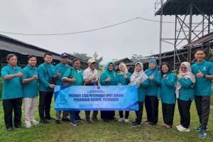 Prodi Peternakan UMBY Kunjungi Industri Peternakan di Jateng