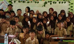 Dosen UMBY Latih Metode Jarimatika di SD Negeri 1 Pedes